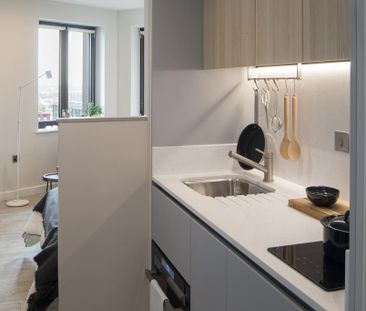 Studio to rent - Photo 6