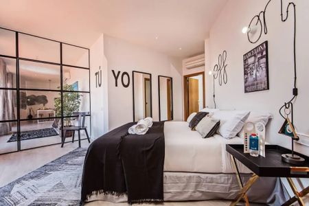 Carrer de Provença, Barcelona, Catalonia 08008 - Photo 4