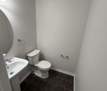 For Lease - 30 Whitmer Street, Milton, Ontario - Photo 6