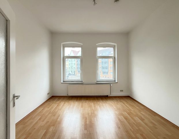 Großzügige & helle 3-Zimmer-Altbauwohnung in beliebter Lage - Foto 1