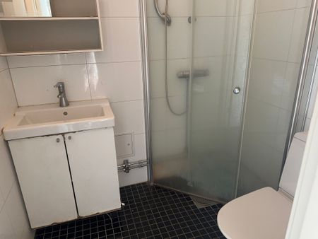 Ekholmsvägen, Skärholmen - Photo 4