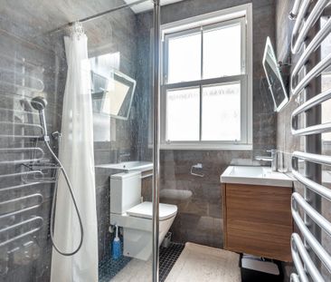 Durnsford Road, Southfields, London, SW19 - Photo 4