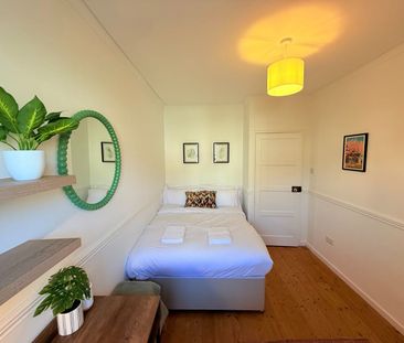 2 Bed Terraced House, Seneca St, BS5 - Photo 6