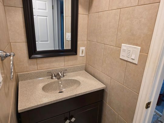 For Lease - 221 Elgin Street, Oshawa, Ontario - Photo 1