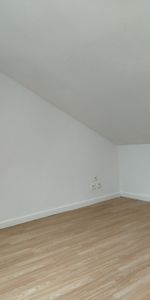 Location Appartement 3 pièces 55m² TOURCOING 59200 - Photo 3