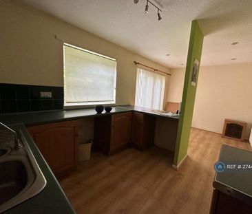 3 bedroom terraced house to rent - Photo 5