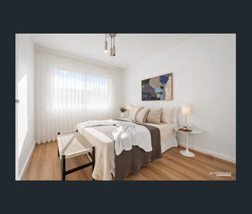Parkside Position with a Private Balcony - Photo 3