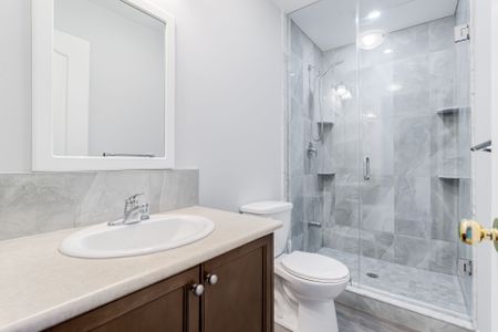 For Lease - 384 Oakwood Avenue Unit# Main, Toronto, Ontario - Photo 2