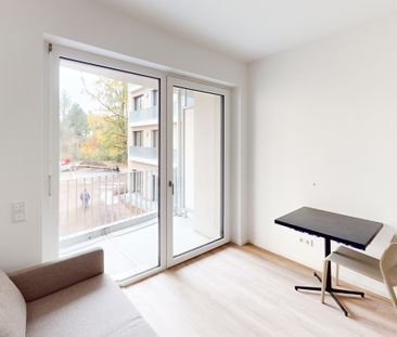 Helle, möblierte 2-Zimmer-Wohnung mit Balkon - Foto 1
