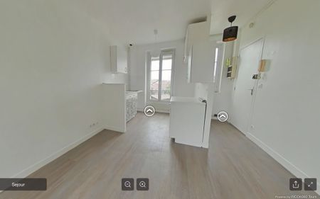 Location Appartement 2 pièces 35m² ST MAUR DES FOSSES 94100 - Photo 5