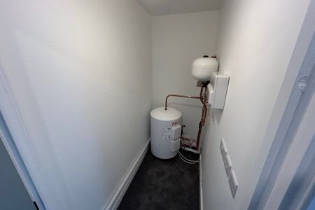 Burlington Square - Photo 4