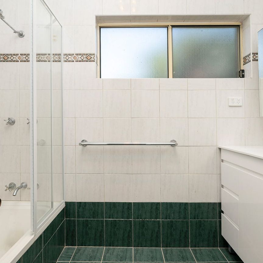 Full Brick Home in Quiet Locale - Photo 1