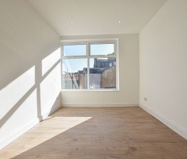 1 bed Apartment in Nelson Street , Rochdale, OL16 1DN - Photo 3