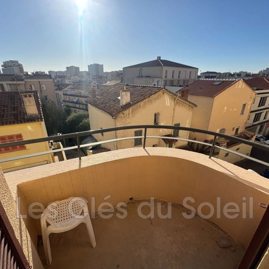 Location appartement 44 m² Toulon - Photo 1