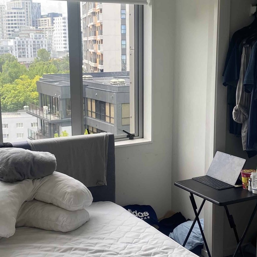 Semi-Furnished 2-Bedroom Apartment - Photo 1