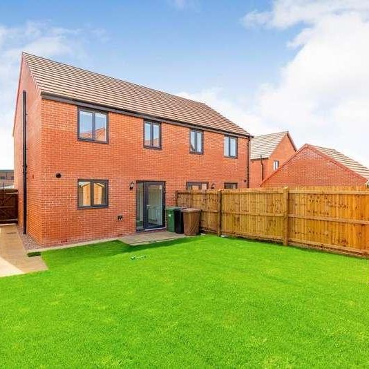 Mostyn Street, Wellingborough, Northants, NN8 - Photo 1