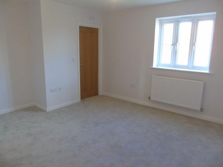 3 bedroom detached house to rent - Photo 5