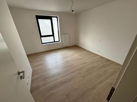 Appartement te huur - Foto 3