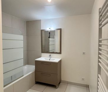 Location Appartement 3 pièces 59m² - Photo 4