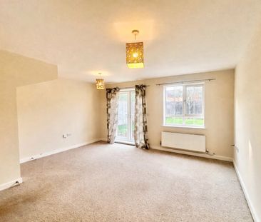 Silver Birch Way, Farnborough, GU14 - Photo 1