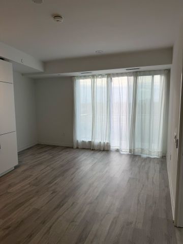 For Lease - 7 GOLDEN LION Heights, Toronto, Ontario - Photo 3