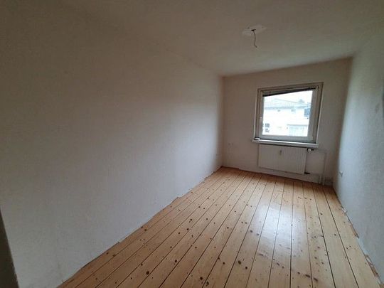 Schöne Single-Wohnung mit echten Holzdielen - zentral in Grevenbroich-Mitte - Photo 1