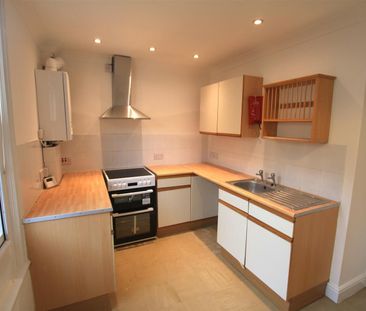 London Road South, Lowestoft - Photo 4