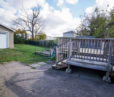 Lower Unit - Photo 5