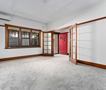 31 Harvey Street, Prahran VIC 3181 - House For Rent | Domain - Photo 3