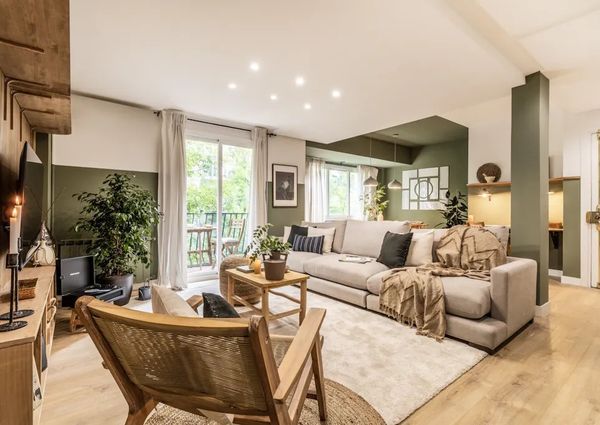 Calle de Agustina de Aragón, Madrid, Community of Madrid 28006