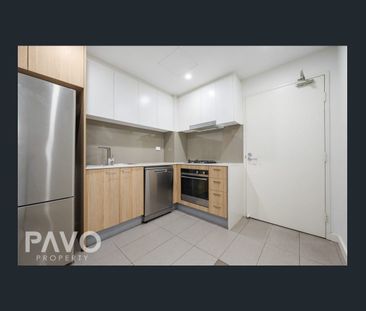 Stylish 1-Bedroom Apartment in Prime Parramatta – Walk to Everything! - Photo 2
