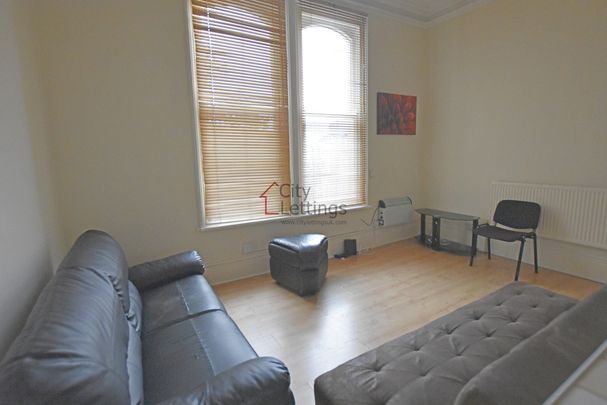 1 Bedroom Flat - Photo 1