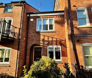 2 bedroom terraced house to rent - Photo 4