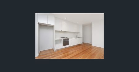 HUGE one bedroom in the heart of Bondi Junction - Photo 3