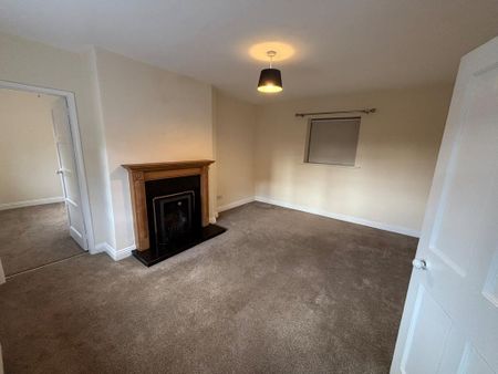2 bedroom terraced house to rent - Photo 2