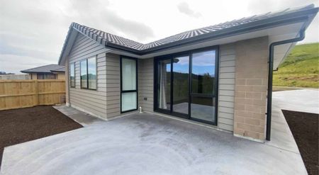 New build in Kotata Heights - Photo 2