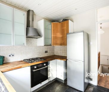 2 bedroom maisonette to rent - Photo 1