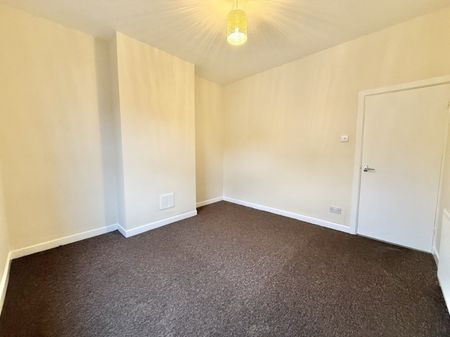 Cromwell Street, Coventry - - Photo 5