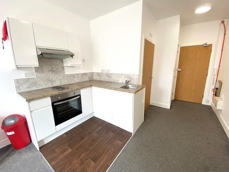 Studio to rent - Photo 5