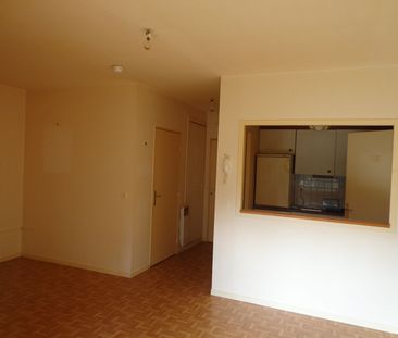 Location Appartement 1 pièce 35m² - Photo 1