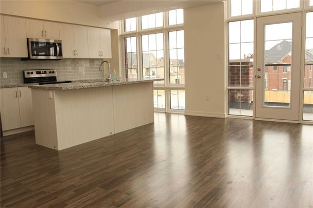 For Lease - 15 Whitaker Way Unit# 423, Whitchurch-Stouffville, Ontario - Photo 1