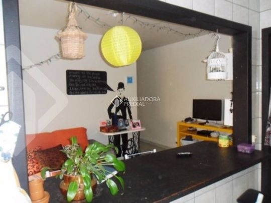 Apartamento com 2 quartos e 57m² para alugar em Camaquã, Porto Alegre. - Photo 1