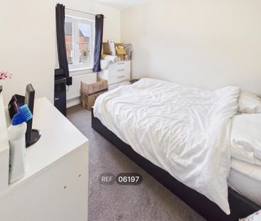 3 bedroom terraced house to rent - Photo 5