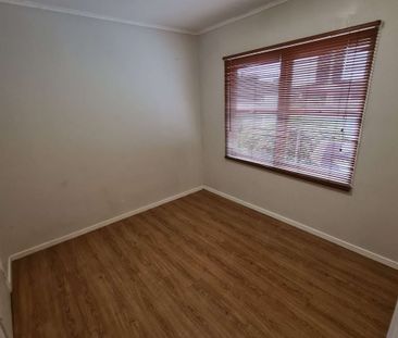 2 Bedrooms, Hillcrest - Photo 1