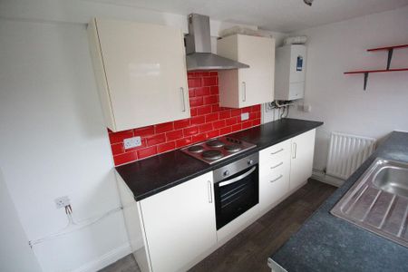 2 bedroom house to rent - Photo 3