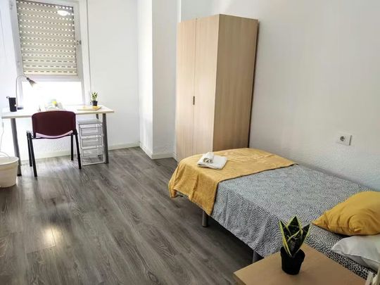 Carretera de Llíria, Burjassot, Valencian Community 46100 - Photo 1