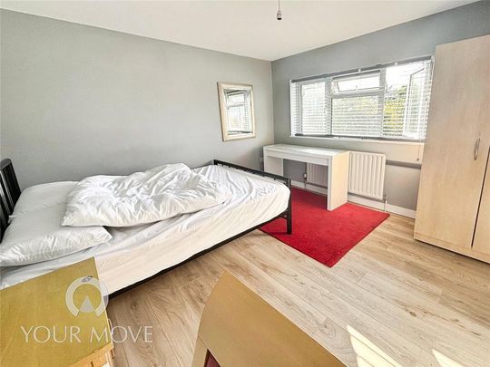 1 bedroom in a house share to rent - Photo 1