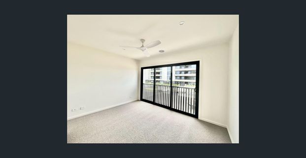 3 Bedroom 2 Bathroom townhouse in Burwood East - Photo 1