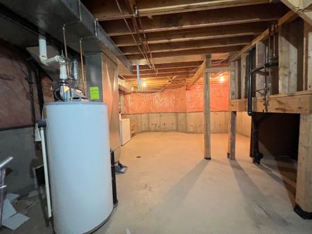 For Lease - 262 Gatwick Drive, Oakville, Ontario - Photo 2