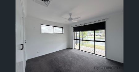 ULTIMATE WATERFRONT POSITION WITH BOAT RAMP! - Photo 5
